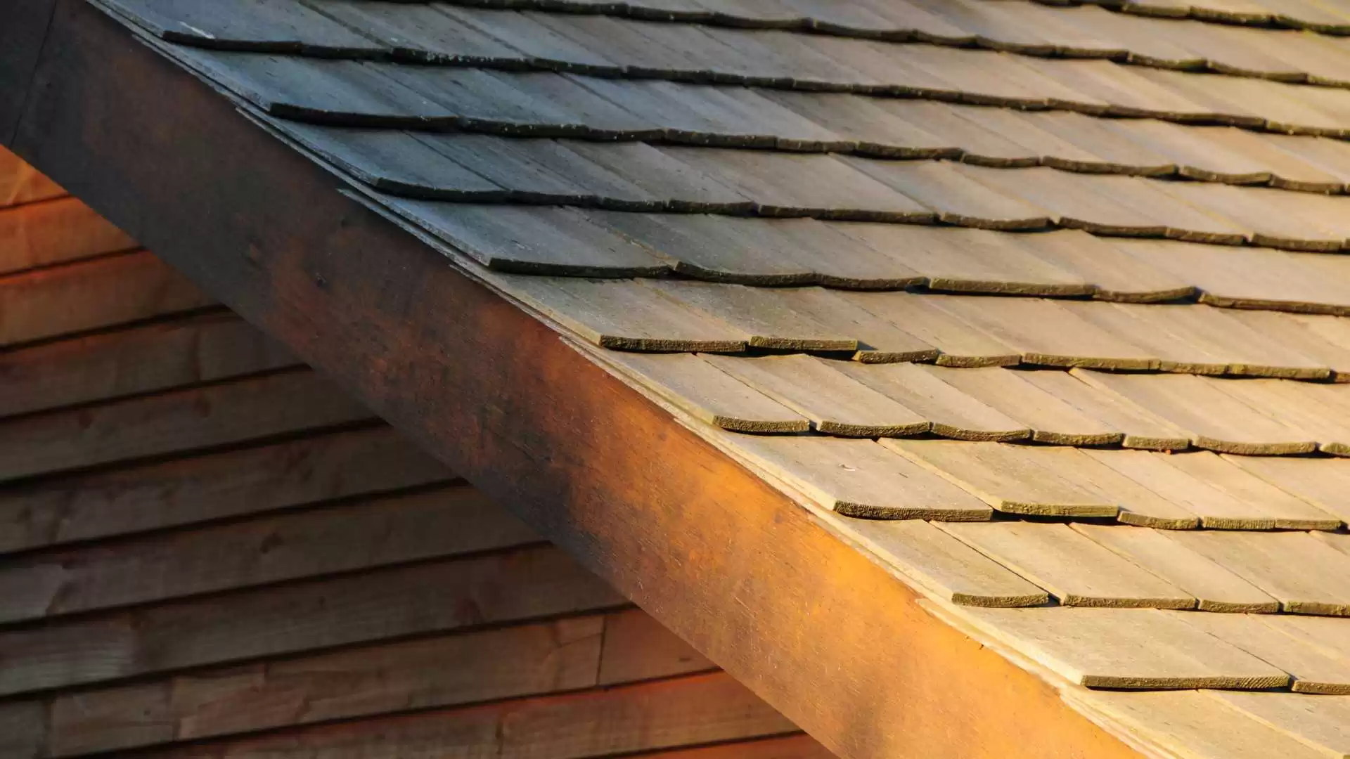 Wood Shake vs Wood Shingle: Everything You Need to Know
